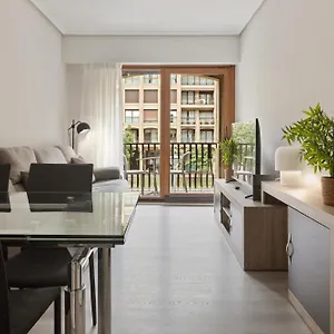 Always Easy I Bermingham Apartment